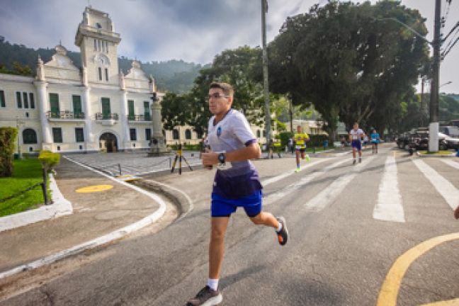 Corrida do Colégio Naval 72 Anos