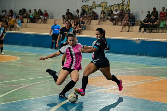Campeonato Municipal Quinari - Feminino - Pega Tranqueira X As Divas