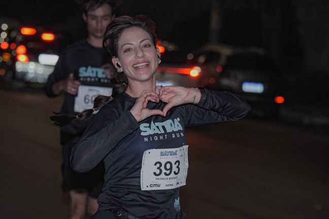 Sátira Night Run