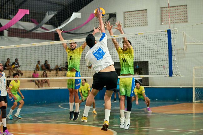 campeonato de voleibol masculino do quinari - a.va. vs seleção Acreana 