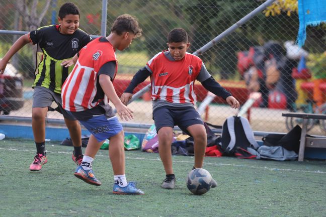 Treino da escolinha de futebol Santos RB - Ac 