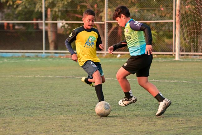 amistoso misto sub 9 a 10 - escola de futebol santos x escolinha anjos da promessa 