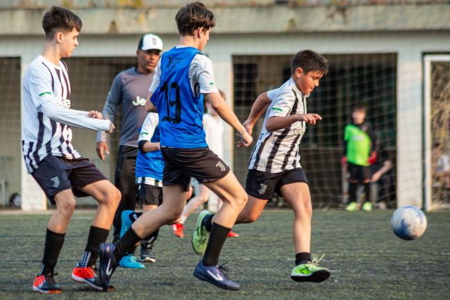 Treino Livre - Escola de Futebol Juventus Academy - BC - 06