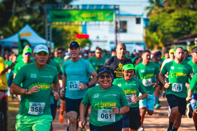 Corrida do centenário de Una 